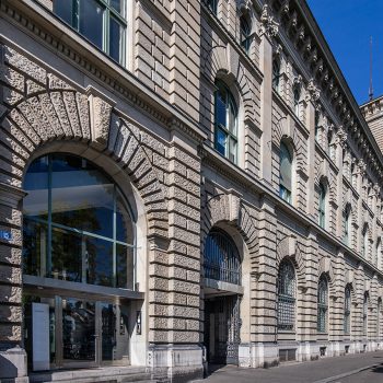 Stadthausquai 15, 8001 Zürich